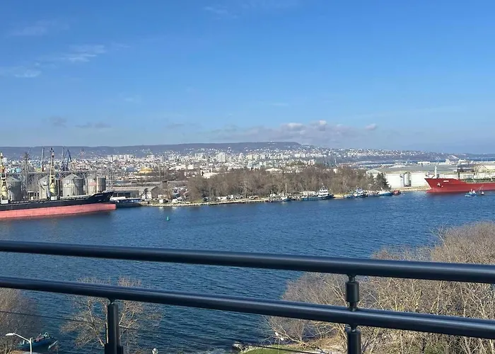 Διαμέρισμα Panoramic Comfort & Vintage Designer Βάρνα