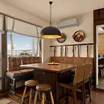 Panoramic Comfort & Vintage Designer דירה וארנה