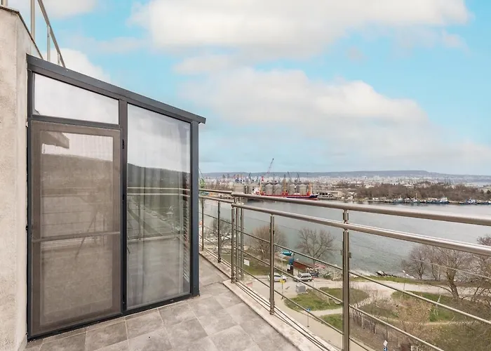 Panoramic Comfort & Vintage Designer *