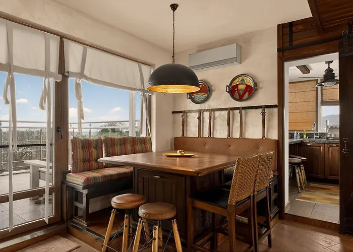 Panoramic Comfort & Vintage Designer Апартаменты Варна