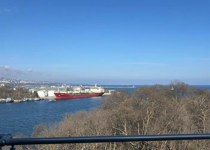 Panoramic Comfort & Vintage Designer * Варна