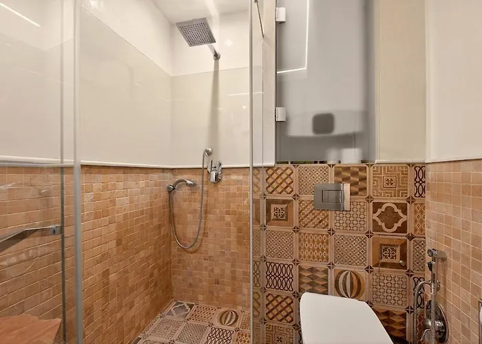 Panoramic Comfort & Vintage Designer Apartment Varna